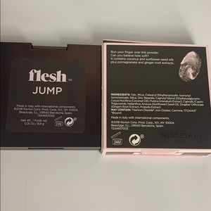 Makeup - BNIB Flesh highlight powder Makeup - BNIB Flesh highlight powder